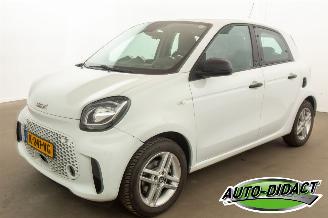 škoda osobní automobily Smart Forfour EQ Essential 18 kWh 2021/3