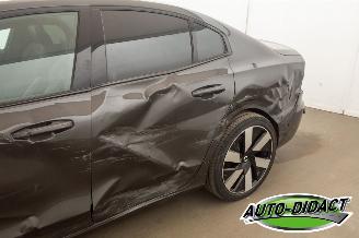 Volvo S-60 2.0 T6 AWD R-Design Pano Recharge Plug-in Hybrid picture 29