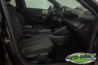 Peugeot 208 1.2 Hybrid Automaat 13.513 km NAP Navi Camera 110 e-DCS6 GT picture 18