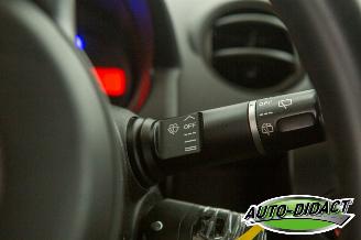 Mazda 2 1.3 Airco picture 14