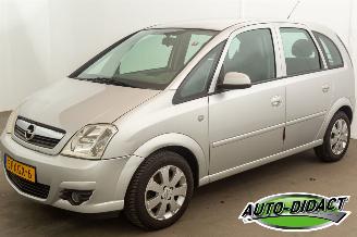 uszkodzony samochody osobowe Opel Meriva 1.6-16V Cosmo Airco 2009/11