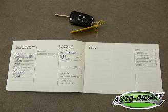 Opel Ampera 1.4 Plug-in Hybrid Leder Navi Camera Clima picture 21
