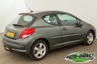 Peugeot 207 1.6 VTi Clima Navi Première picture 4