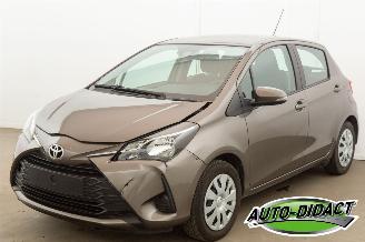 Voiture accidenté Toyota Yaris 1.5 82kW Airco 33.849 km 2018/3