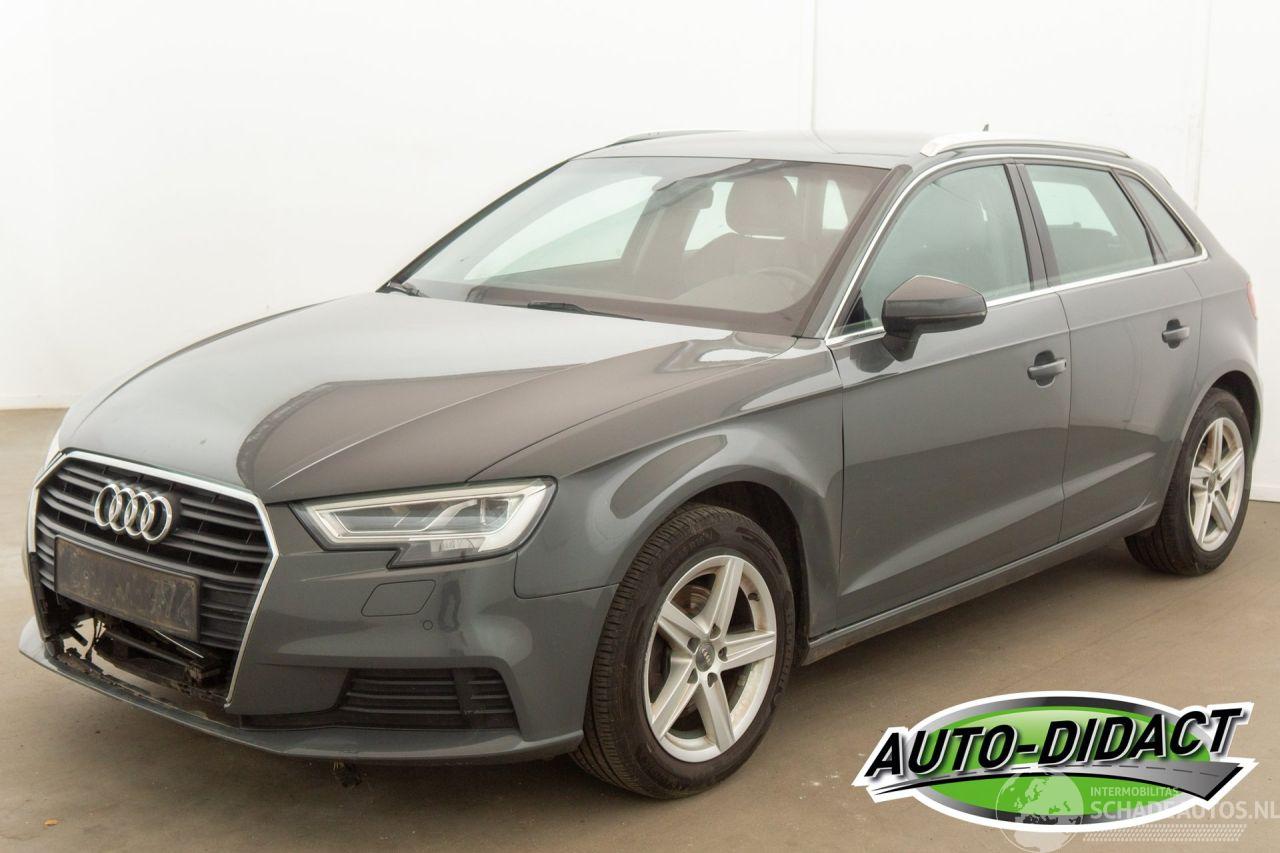 Audi A3 1.6 TDI 81kW Navi Clima Leder