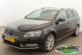 Schadeauto Volkswagen Passat 1.4 TSI Automaat Clima Navi Comfortline BlueMotion 2011/10