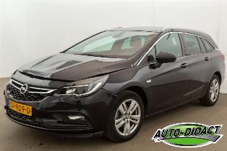 damaged passenger cars Opel Astra 1.4 Turbo Navi Airco Online Edition 2018/6