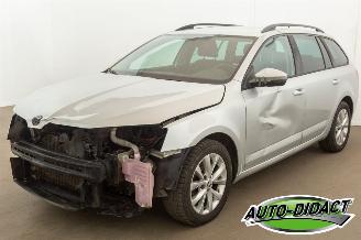 Coche accidentado Skoda Octavia 1.6 TDI Automaat Navi Clima Ambition 2018/8
