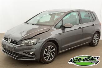 Coche accidentado Volkswagen Golf Sportsvan 1.5 TSI Navi Camera Clima 2019/2