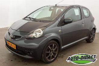 uszkodzony samochody osobowe Toyota Aygo 1.0-12V Airco Comfort 2006/10