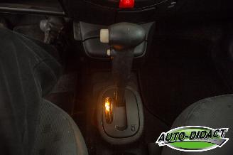 Nissan Micra 1.2 Automaat Airco Visia picture 10
