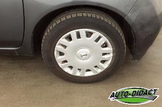 Nissan Micra 1.2 Automaat Airco Visia picture 28