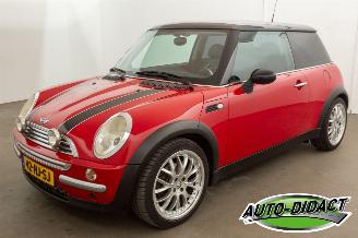 skadebil auto Mini Cooper 1.6 Airco Pepper 2001/7