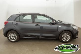 Kia Rio 1.0 Airco 110.739 km Active picture 37