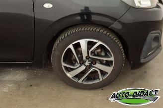 Peugeot 108 1.0 VTi Active Top picture 10