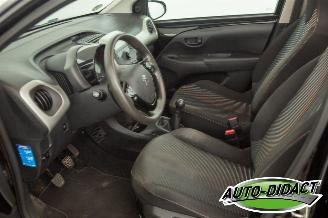 Peugeot 108 1.0 VTi Active Top picture 18