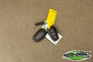 Opel Corsa 1.2 Hybrid Automaat 15.483 km Camera Clima picture 27