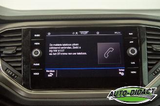 Volkswagen T-Roc 1.0 TSI Digi Dash Navi Camera Clima Style Business picture 9