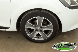 Renault Clio 0.9 TCe Navi Airco 90 ECO Night&Day picture 31