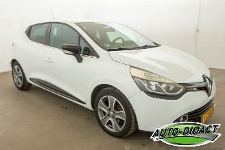 Renault Clio 0.9 TCe Navi Airco 90 ECO Night&Day picture 2