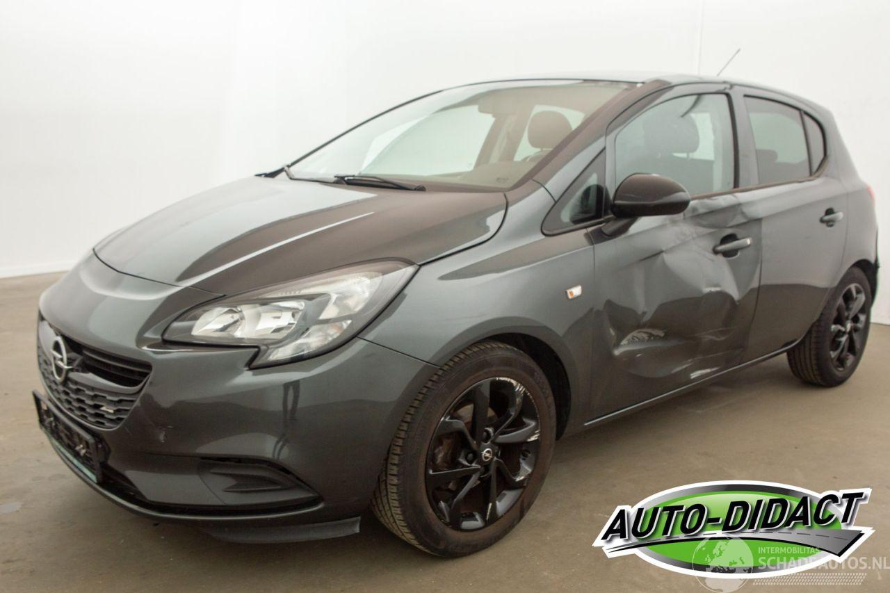 Opel Corsa 1.4 Airco Navi Black Edition