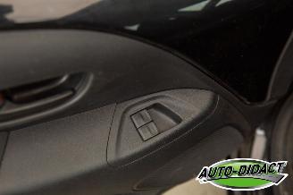 Peugeot 108 1.0 e-VTi Airco 118.629 km NAP Active picture 11