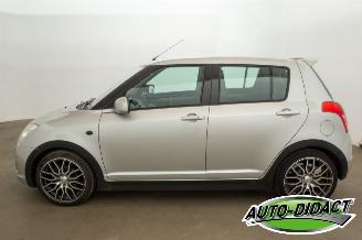 Suzuki Swift 1.3 Clima Bandit picture 35