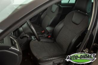 Skoda Octavia 1.6 TDI Navi Clima Greentec Ambition picture 25