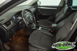 Skoda Octavia 1.6 TDI Navi Clima Greentec Ambition picture 24