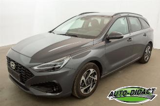 krockskadad bil auto Hyundai I-30 1.5 Hybrid Automaat Navi Camera Clima 2025/8