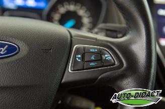 Ford Focus 1.5 TDCi 77.730 km Carpas Navi Airco Trend picture 17