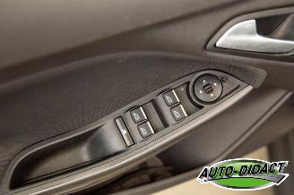 Ford Focus 1.5 TDCi 77.730 km Carpas Navi Airco Trend picture 14