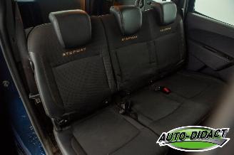 Dacia Lodgy Stepway 1.5 dCi 7p. Navi Camera Airco Explorer picture 21