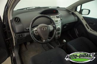 Toyota Yaris 1.3 VVT-i Airco Sol picture 20