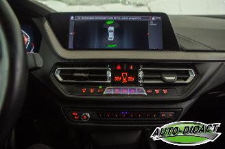 BMW 2-serie 218i Automaat Digi Dash Navi M Sport picture 11