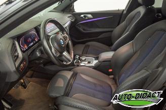 BMW 2-serie 218i Automaat Digi Dash Navi M Sport picture 25