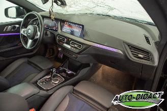 BMW 2-serie 218i Automaat Digi Dash Navi M Sport picture 19