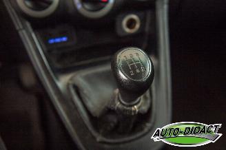 Hyundai I-10 1.1 i-Drive Airco Cool picture 10