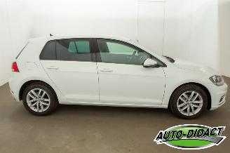 Volkswagen Golf 1.0 TSI Navi Camera Clima Comfortline picture 35