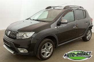 Voiture accidenté Dacia Sandero Stepway 0.9 TCe LPG Airco 2017/6
