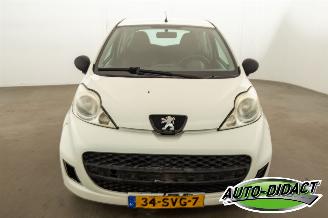 Peugeot 107 1.0-12V Airco picture 25