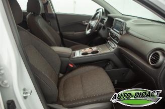 Hyundai Kona 64 kWh EV Comfort Camera Clima picture 20