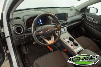 Hyundai Kona 64 kWh EV Comfort Camera Clima picture 25
