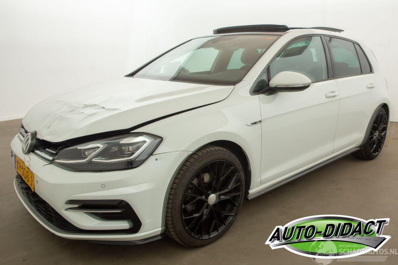 Volkswagen Golf 1.5 TSI Automaat Pano Digi Dash Navi Clima Business R Highline