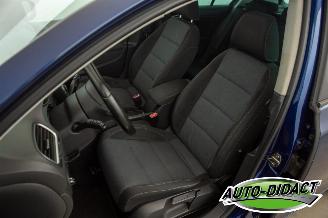 Volkswagen Golf 1.2 TSI BlueMotion Highline picture 24