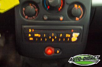 Renault Clio 1.5 dCi Airco Authentique picture 9