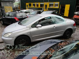 Peugeot 307 307 CC (3B) Cabrio 2.0 16V (EW10J4(RFN)) [100kW]  (10-2003/06-2005) picture 8