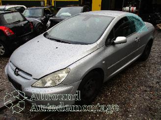 Uttjänta bilar auto Peugeot 307 307 CC (3B) Cabrio 2.0 16V (EW10J4(RFN)) [100kW]  (10-2003/06-2005) 2005/0