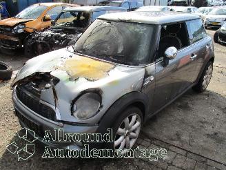 Schadeauto Mini Mini Mini (R56) Hatchback 1.6 16V Cooper S (N14-B16A) [128kW]  (10-2006/02-=
2010) 2007