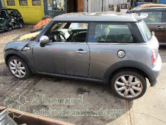 Mini Mini Mini (R56) Hatchback 1.6 16V Cooper S (N14-B16A) [128kW]  (10-2006/02-=
2010) picture 6